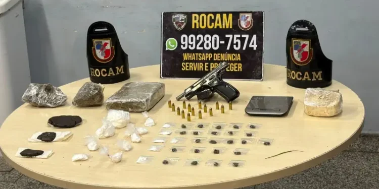 ROCAM apreende pistola e drogas durante operação no Alvorada