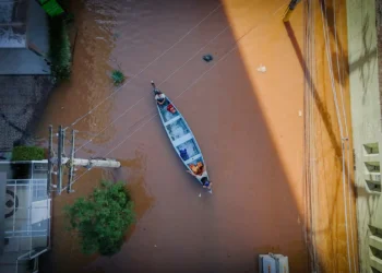 Desastres: Saque Calamidade do FGTS soma R$ 4,9 bilhões desde 2024