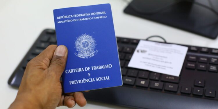 EMPREGO: Sine Manaus oferta 508 vagas nesta terça–feira