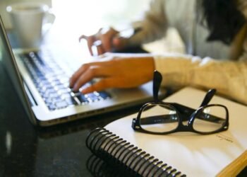 MEC oferece nove cursos gratuitos de IA para professores