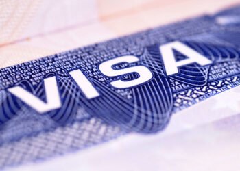 EUA preparam cancelamento de até 200 mil vistos de estrangeiros