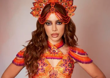 Anitta aceita convite e é a nova rainha de bateria da Grande Rio