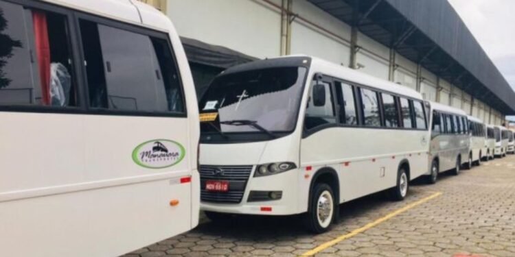 Paralisação das rotas do Distrito Industrial: trabalhadores rejeitam reajuste de 3% em Manaus