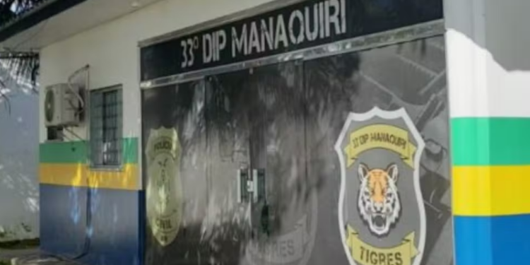 Filho tenta matar pai idoso a facadas, e neto de 11 anos ajuda avô no AM