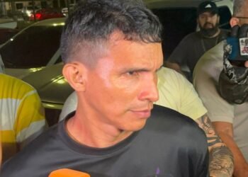 Chacina que deixou três mortos em Manaus ocorreu após vítima negar dinheiro para suspeito pagar dívida de R$ 16 mil, diz delegado