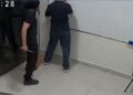 Adolescente que esfaqueou professor é apreendido pela Polícia Civil
