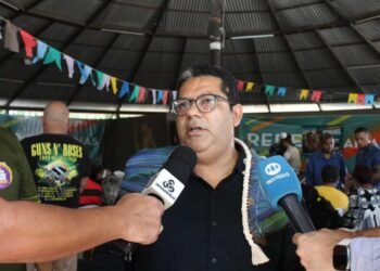 Rede e Psol lançam Isael Munduruku ao Governo do Amazonas
