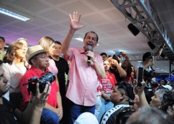 ‘Convenção de Lula’ confirma apoio a Omar e Eduardo Braga no Amazonas