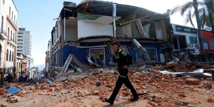 Terremoto na Colômbia mata 21 e destrói edifícios