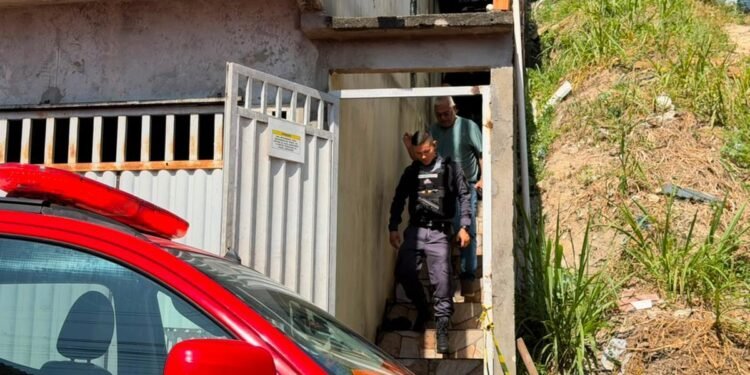 Pais de crianças mortas em incêndio em Manaus ganham liberdade provisória