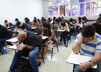 Encceja 2026 será realizado no próximo domingo (23); veja como consultar o local de prova