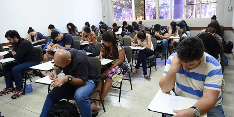 Encceja 2026 será realizado no próximo domingo (23); veja como consultar o local de prova