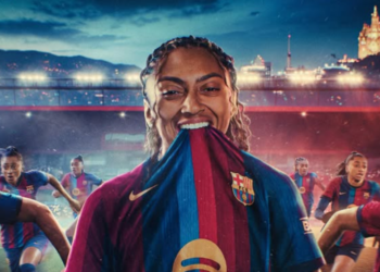 Barcelona anuncia Kerolin, que quebra recorde com a maior transferência do futebol feminino brasileiro
