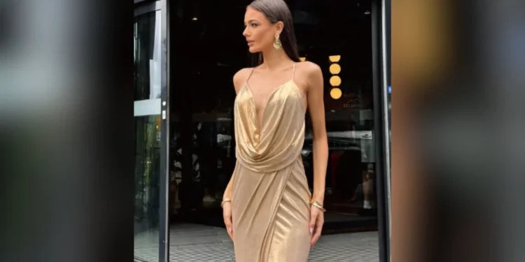 Modelo brasileira perde coroa de miss e aponta gravidez como motivo