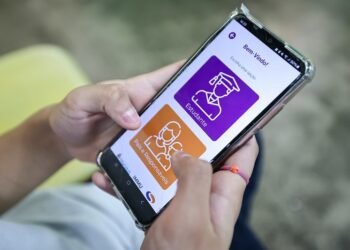 Estudantes de Manaus devem atualizar cadastro para garantir meia-passagem