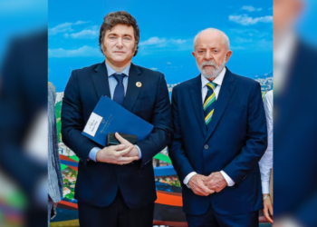Milei volta a atacar Lula e o chama de “ladrão”, “corrupto” e “vigarista”