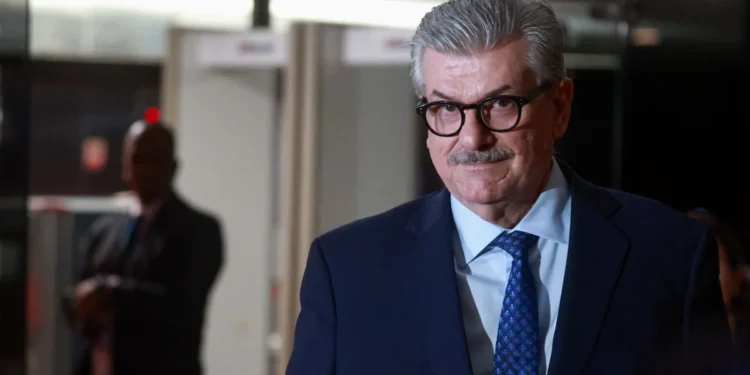 Em decisão inédita, STJ condena Buzzi à perda do cargo por assédio