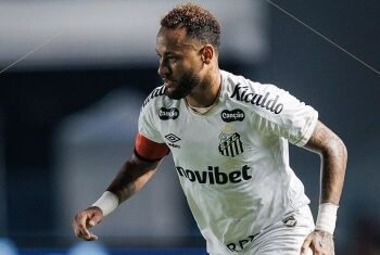Mesmo com leilão, Neymar é confirmado pelo Santos para jogo contra o Remo