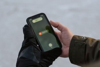 O problema não é o celular: é o que acontece com você quando fica sem ele