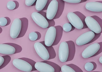 FDA aprova medicamento que dobra sobrevida em câncer de pâncreas