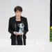 Primeira-ministra do Japão fica “solitária” após perder barata de estimação