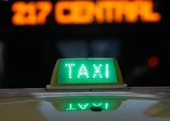 Teto de crédito para taxistas e motoristas de app sobe para R$ 200 mil