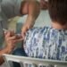 Projeto propõe que vacinação contra Covid-19 de crianças dependa de autorização dos pais em Manaus