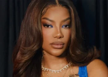 Ludmilla anuncia que vai à Justiça após áudio vazado: “Agora acabou”