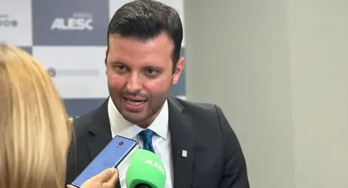 Prefeito quebra o silêncio sobre helicóptero com Rick e revela força-tarefa