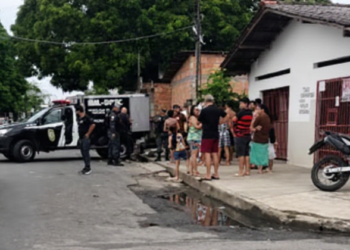 Mulher é morta a tiros dentro de kitnet; dois homens teriam invadido o local