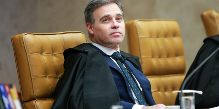 Mendonça reage a Gilmar e afirma que críticas sobre caso Master tentam pressionar relator