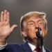 Trump volta a dizer que pagamento de US$ 5 mil para adultos vai acontecer