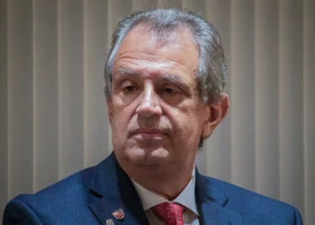 Flamengo aciona STF com pedido contra fim das bets no futebol