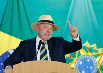 Governo Lula anuncia proibição de bets e cassinos online