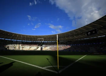Condição do Maracanã é alvo de preocupação antes de jogo da NFL no RJ