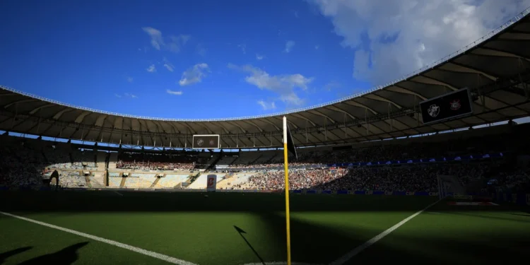 Condição do Maracanã é alvo de preocupação antes de jogo da NFL no RJ