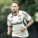 Neymar volta a treinar no Santos após lesão, mas ainda não trabalha com bola