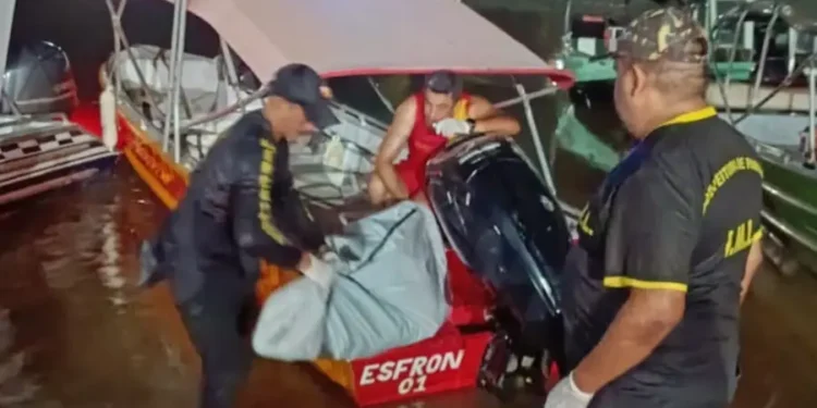 Pescador morre afogado após canoa naufragar no Lago Macurany, em Parintins