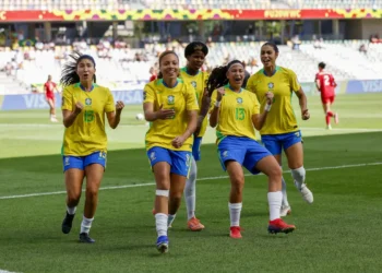 Seleção feminina vence Canadá e avança às oitavas do Mundial Sub-20