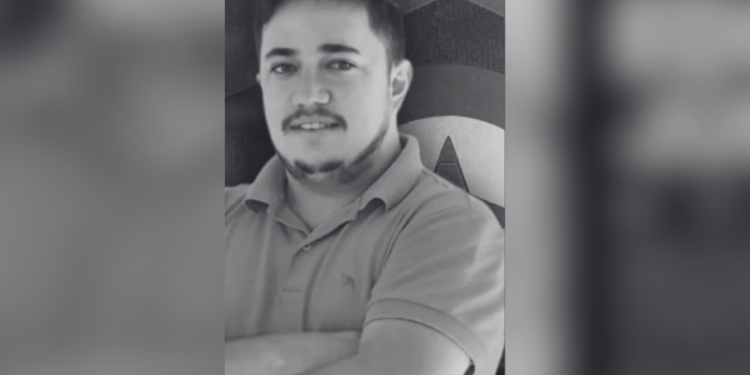Vereador de Alvarães morre após lancha colidir com banco de areia no interior do Amazonas; vídeo