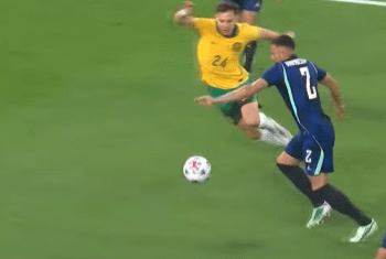 Vanderson abre placar para o Brasil contra a Austrália; veja