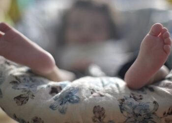 Por unanimidade, STF iguala tempo de licenças-maternidade e adotante