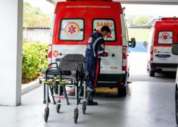 Macas do Samu ficam retidas em hospitais e impedem 2,1 mil atendimentos em Manaus em 2026, diz Defensoria Pública
