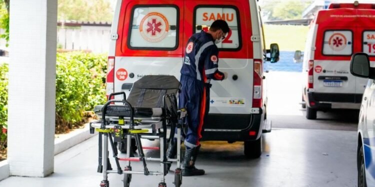 Macas do Samu ficam retidas em hospitais e impedem 2,1 mil atendimentos em Manaus em 2026, diz Defensoria Pública