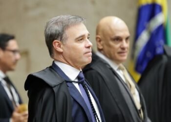 Mendonça enfrenta cenário desfavorável no STF em ofensiva contra Moraes
