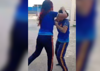 Briga entre estudantes dentro de escola chama atenção em Parintins