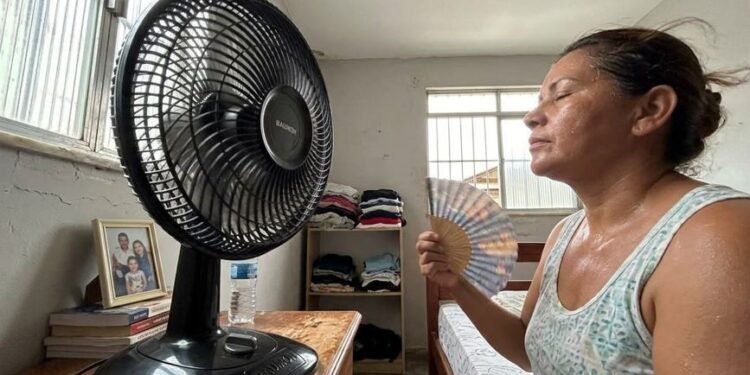 Pela segunda semana Manaus registra novo recorde de consumo de energia