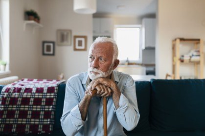 Depressão em idosos pode se esconder atrás de sintomas que parecem comuns