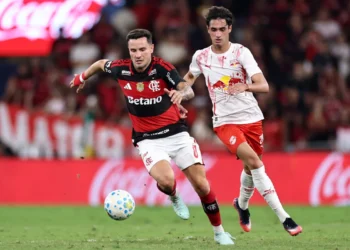 Saúl desabafa e indica saída do Flamengo caso não ganhe mais oportunidades