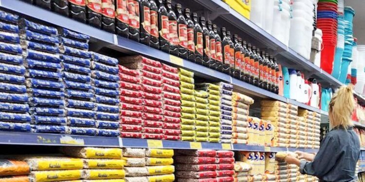 Cesta básica sobe 0,58% em setembro em Manaus, aponta Procon